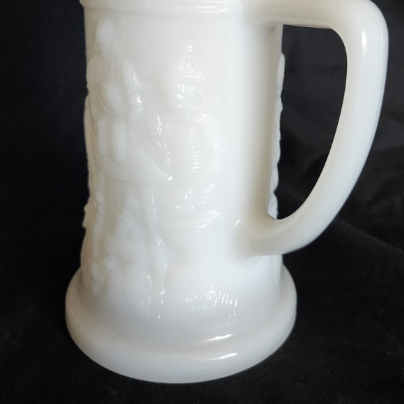 Federal Glass Iridescent Milk Glass Beer Stine - Picture 7 of 10